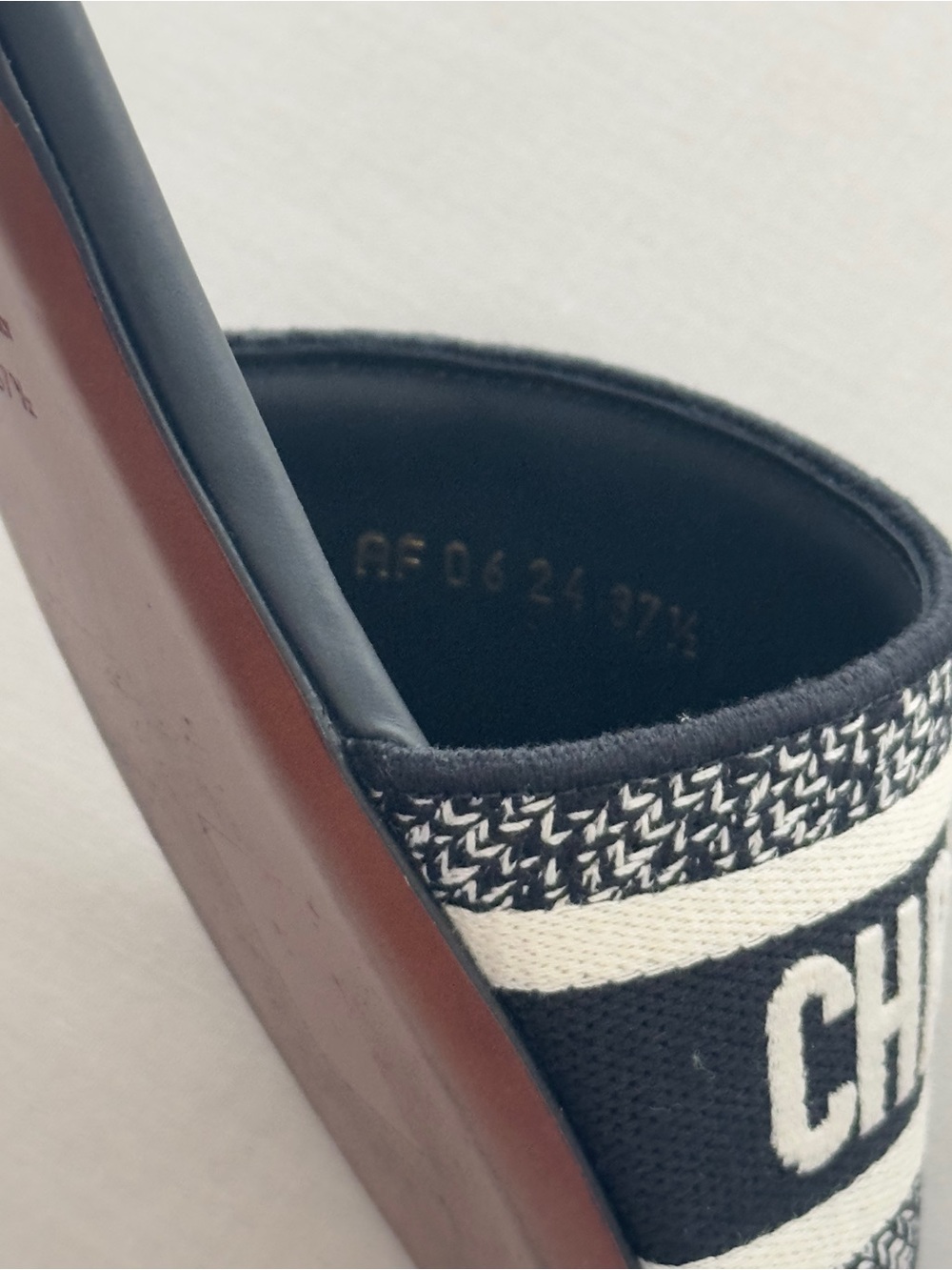 Dior Black and White Logo Slide Sandals - Picture 4 of 6